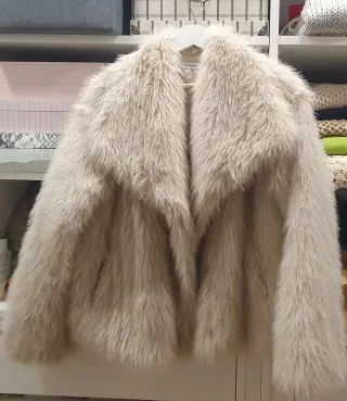 Chaquetón pelo sintético beige talla única