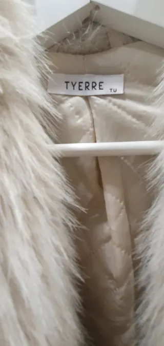 Chaquetón pelo sintético beige talla única