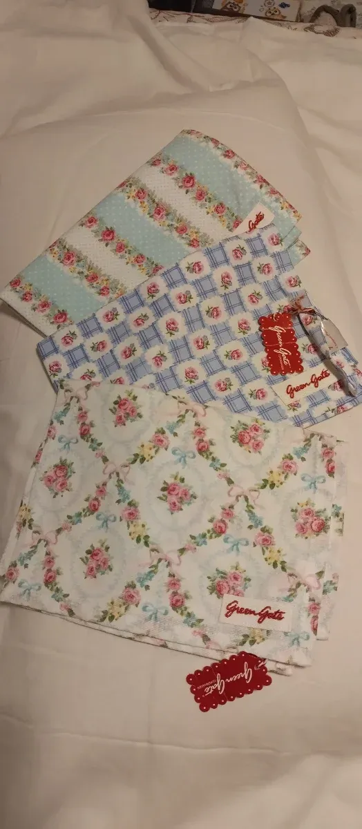 Delantal con estampado de gallinas