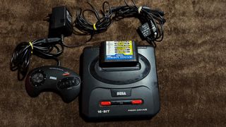 Consola Sega Mega Drive II Nera + Gioco