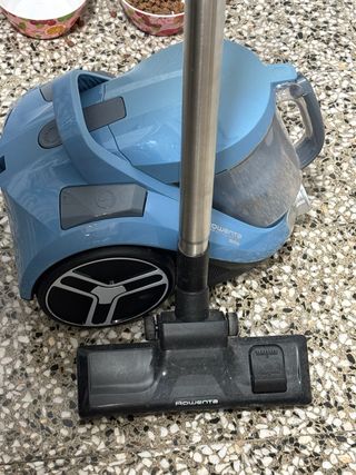 Aspiradora Rowenta Compact Power xxl
