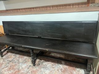 Banco antiguo de castaño