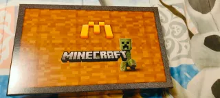 Scatola Minecraft con Creeper e Logo