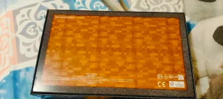 Scatola Minecraft con Creeper e Logo