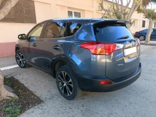 Toyota RAV4 2014
