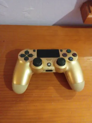 Mando PS4 Original Dorado