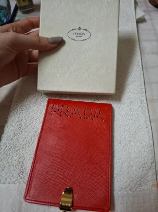 Portafoglio/porta assegni Prada rosso