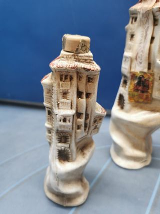 Confezione da 4 bottiglie di liquore CASAS COLGANTES (Cuenca)