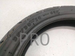 Neumatico Delantero Honda PCX