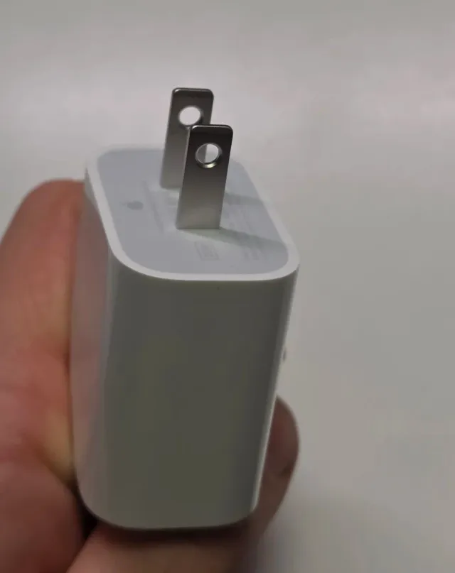 Cargador Apple USB-C 20W Estados Unidos / Latam