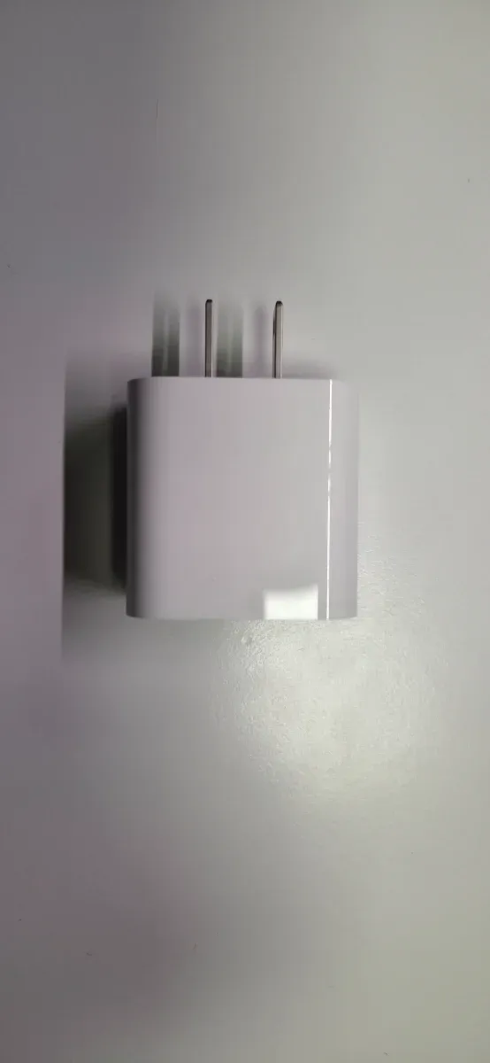 Cargador Apple USB-C 20W Estados Unidos / Latam