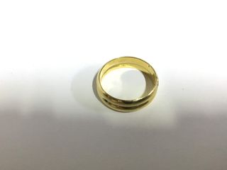 anillo oro 18k