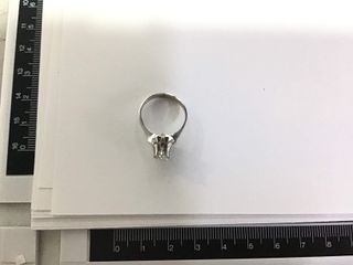 anillo oro 18k con piedra con circonita