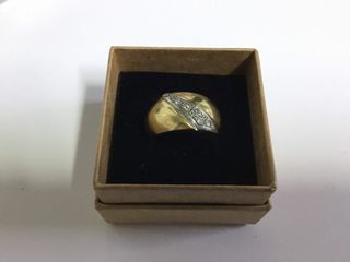 anillo oro 18k con piedra con diamante