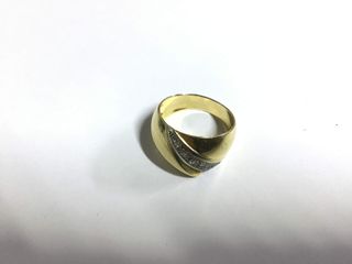 anillo oro 18k con piedra con diamante