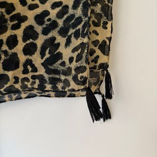 Pareo Seda Estampado Tropical Animal Print