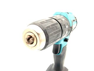 taladro a bateria makita hp333d