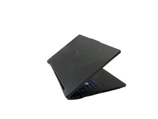pc portatil asus a17