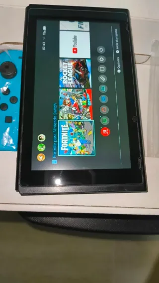 Nintendo Switch + Juegos y Accesorios