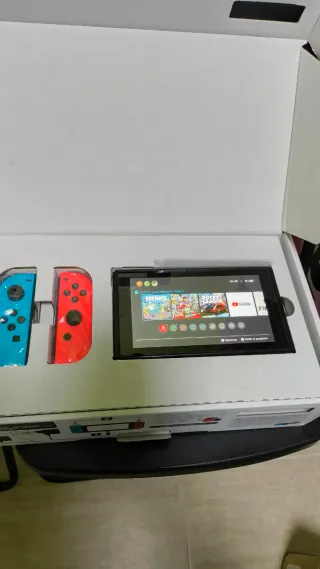 Nintendo Switch + Juegos y Accesorios
