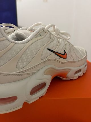 Nike Air Max Plus Naranja Blanco