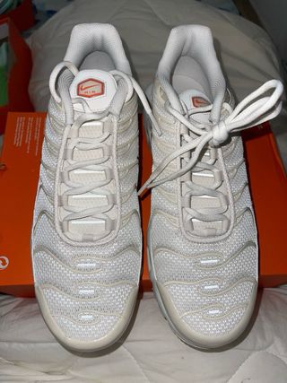 Nike Air Max Plus Naranja Blanco