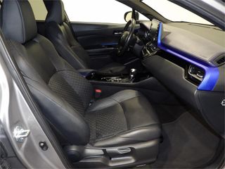 TOYOTA C-HR 2.0 180H Dynamic