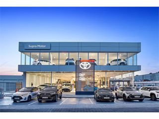 TOYOTA C-HR 2.0 180H Advance LUXURY