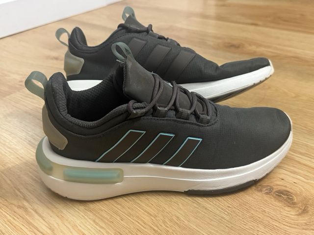 Zapatillas Adidas Grises y Azules