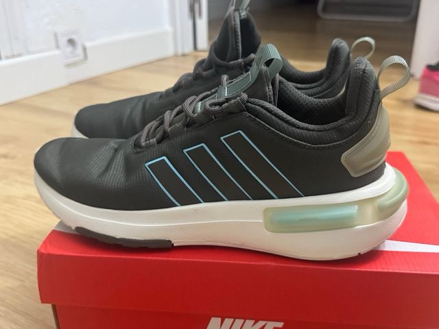 Zapatillas Adidas Grises y Azules