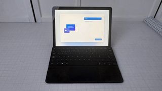 Microsoft Surface Go 2 Portátil + Teclado