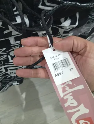 Bañador Quiksilver Negro y Blanco talla XL