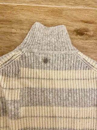 Maglione Camomilla a collo alto a righe