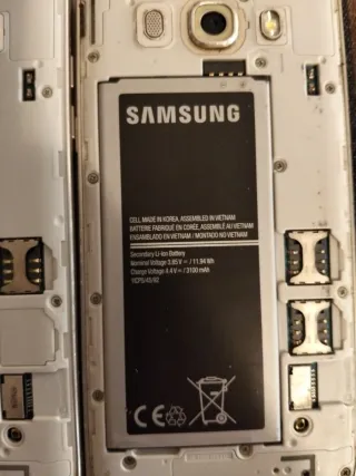 2 Samsung Galaxy J5 6 16GB Oro - Pezzi