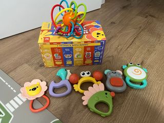 Set 6 Juguetes Mordedores y Sonajeros Animales
