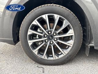 FORD Tourneo Custom Plug-in Híbrido Tourneo Custom 2.5 Duratec Titanium X 171kW