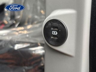 FORD Tourneo Custom Plug-in Híbrido Tourneo Custom 2.5 Duratec Titanium X 171kW