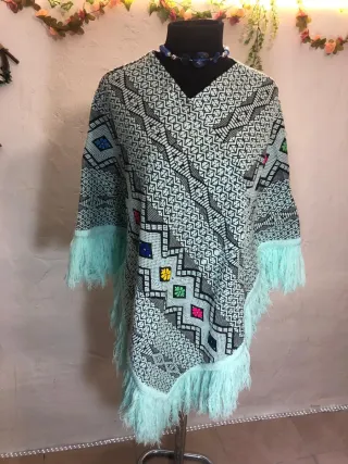Poncho de lana