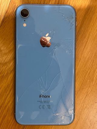 iPhone XR 128GB con 3 custodie - PREZZO NON TRATTABILE