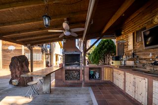 CASA EN VENTA CON PISCINA EN EL TAIÓ