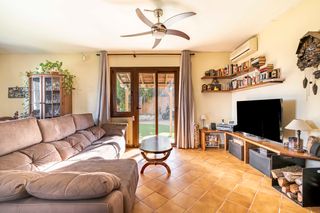 CASA EN VENTA CON PISCINA EN EL TAIÓ