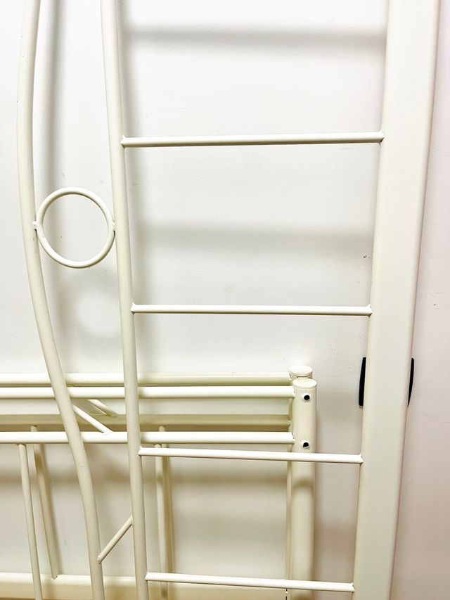 Letto singolo IKEA bianco con divano letto