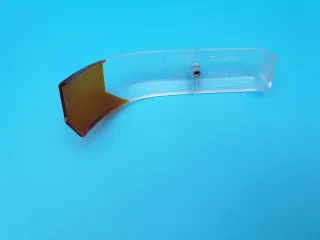 Alfa Romeo 1750 2000 GT plastica fanale anteriore