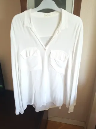 Blusa hug and Clau básica