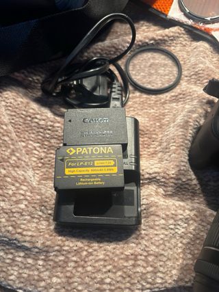 Cámara Canon 100D Negra