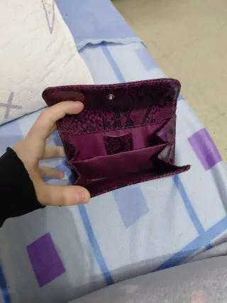 Cartera piel serpiente rosa y morada