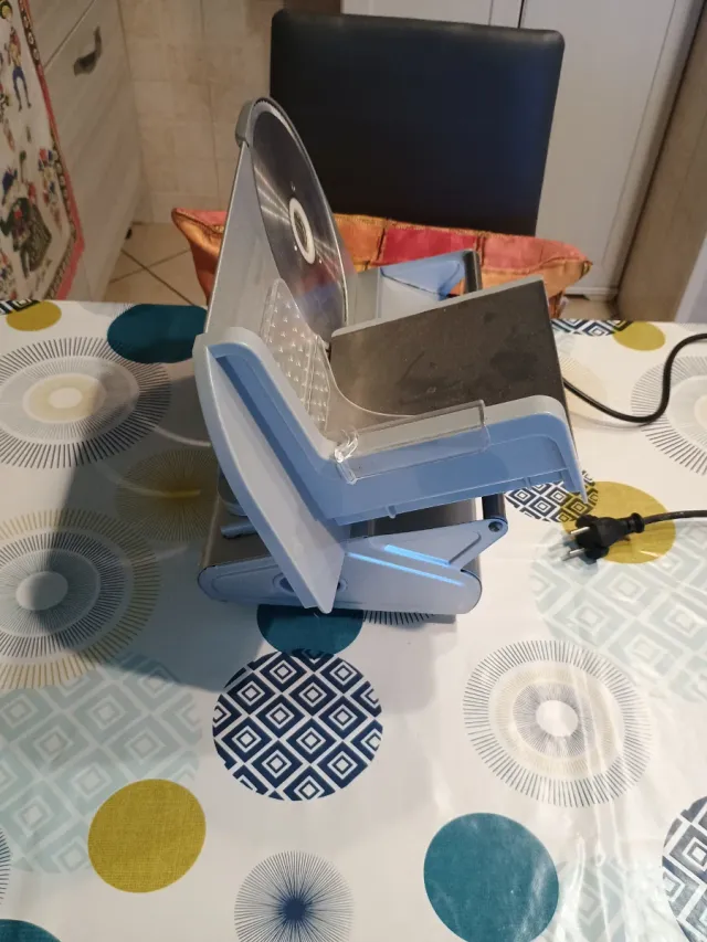 Affettatrice elettrica