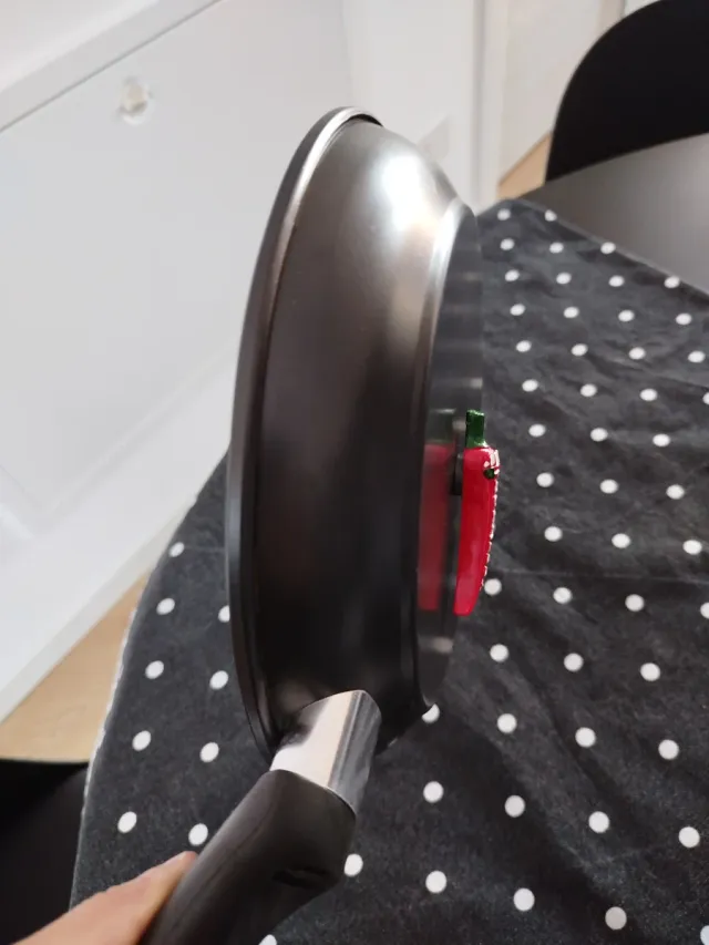 Padella antiaderente nera