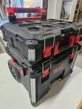 Carro y Maletín Milwaukee PACKOUT