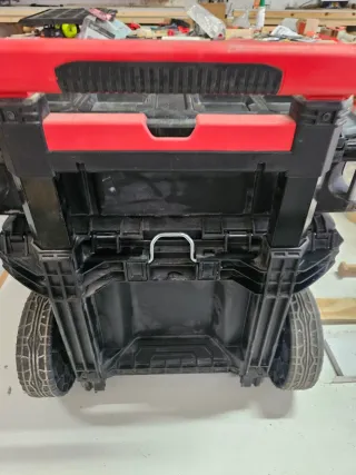 Carro y Maletín Milwaukee PACKOUT